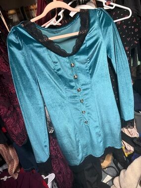 Teal Lace-Trim Mini Dress - Elegant Button Front